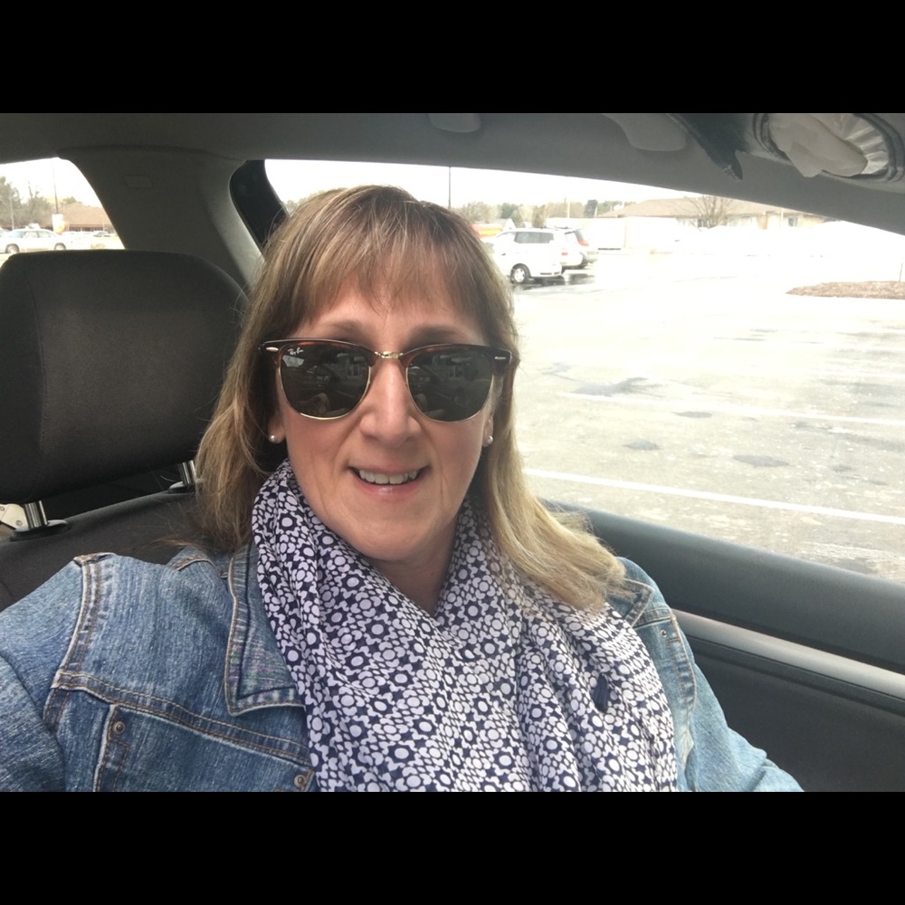 Meet your Posher, Wendy